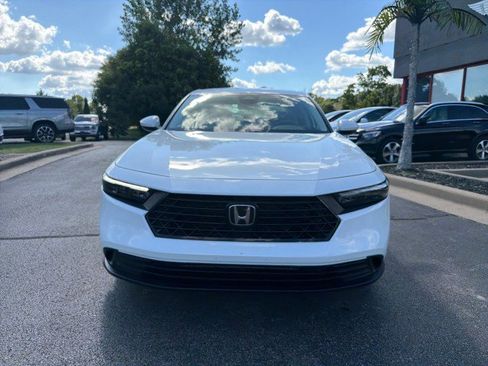 Used 2023 Honda Accord LX image 2