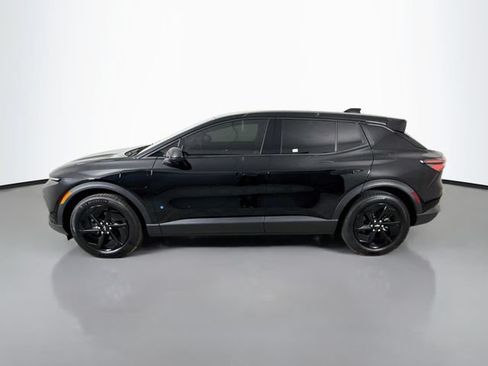 Used 2026 Chevrolet Equinox EV LT w/ Comfort Package FWD image 4