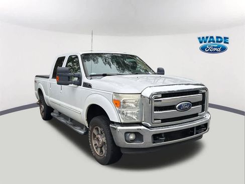 Used 2011 Ford F250 Lariat w/ Lariat Interior Pkg image 3