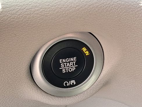 Certified 2023 Chrysler Voyager LX FWD image 26