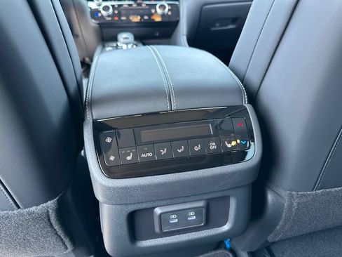 New 2027 INFINITI QX60 Luxe w/ Family Package AWD/4WD image 33