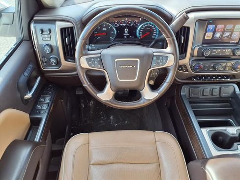 Used 2018 GMC Sierra 1500 Denali image 12