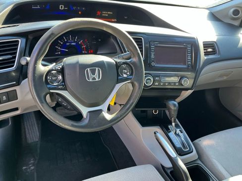 Used 2013 Honda Civic Hybrid Sedan image 10