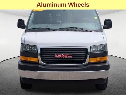 Used 2025 GMC Savana 2500 w/ Driver Convenience Package RWD image 11