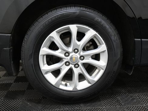 Used 2019 Chevrolet Equinox LT w/ Driver Convenience Package image 37