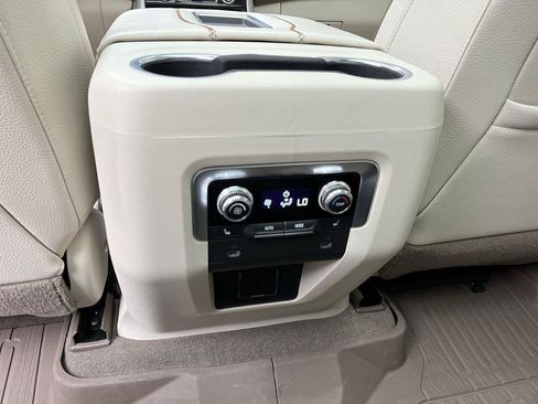 Certified 2021 GMC Yukon XL Denali w/ Denali Premium Package AWD/4WD image 14