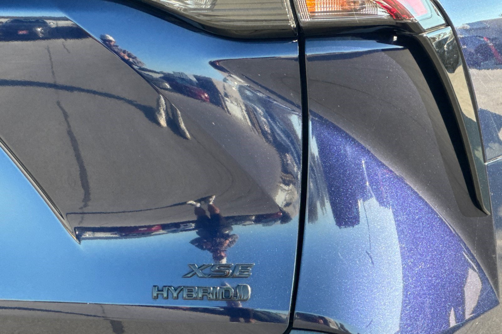 Certified 2024 Toyota Sienna XSE w/ XSE Premium Package AWD/4WD image 32
