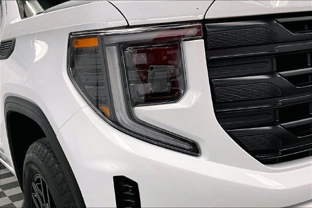 Used 2024 GMC Sierra 1500 Pro w/ Graphite Edition AWD/4WD image 31