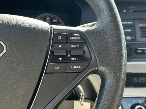 Used 2017 Hyundai Sonata SE image 10