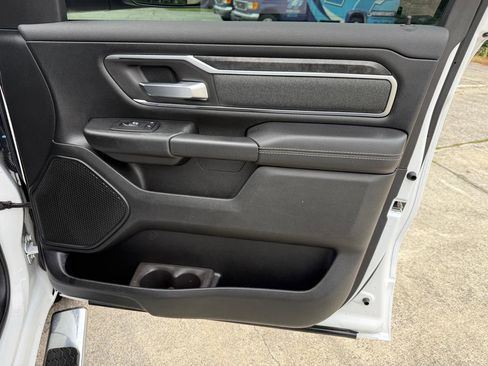 Used 2019 RAM 1500 Big Horn AWD/4WD image 29