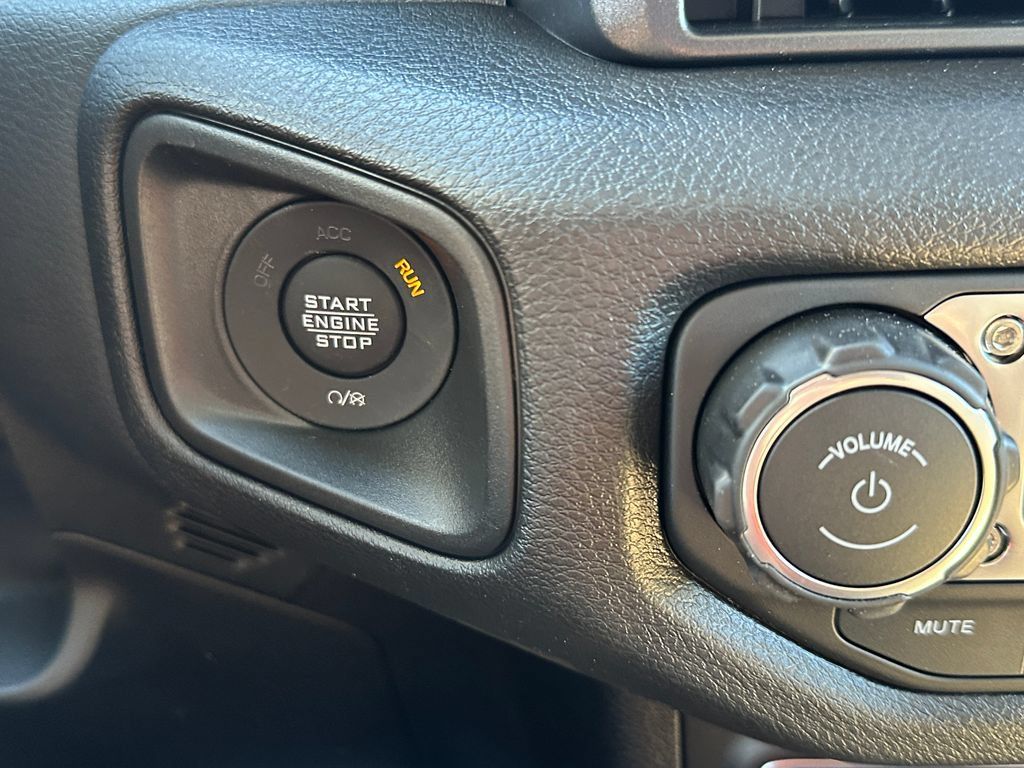 New 2026 Jeep Gladiator Willys AWD/4WD image 29