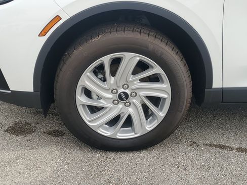 New 2025 Lincoln Corsair FWD image 18