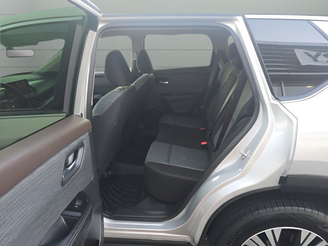 Certified 2023 Nissan Rogue SV AWD/4WD image 9
