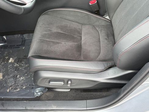 Certified 2025 Acura ADX A-Spec image 19