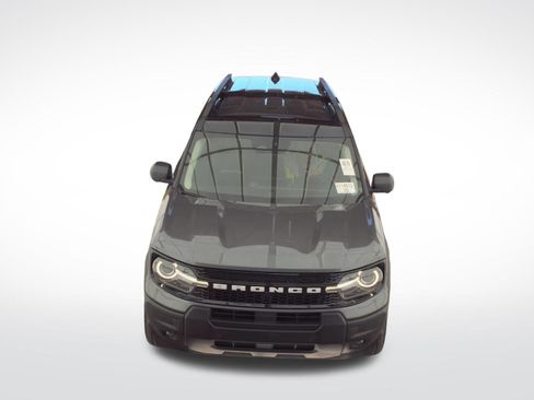 Used 2025 Ford Bronco Sport Outer Banks w/ Outer Banks Tech Package+ AWD/4WD image 2