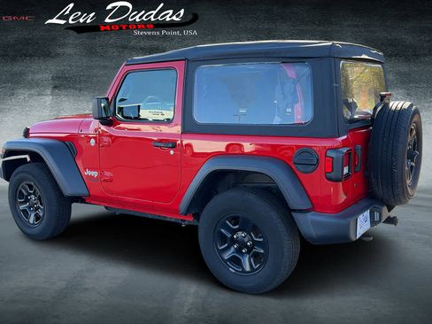 Used 2020 Jeep Wrangler Sport image 3