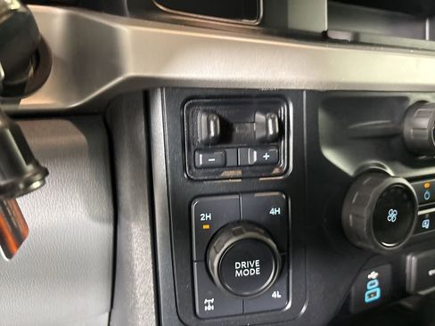 Used 2024 Ford F250 XLT w/ FX4 Off-Road Package image 16