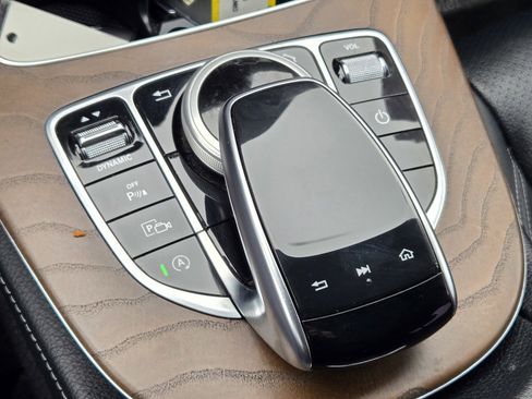 Used 2020 Mercedes-Benz E 350 4MATIC Sedan image 23