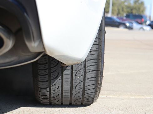 Used 2018 Jaguar XJ R-Sport image 54