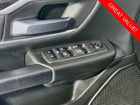 Used 2020 RAM 1500 Big Horn RWD image 17