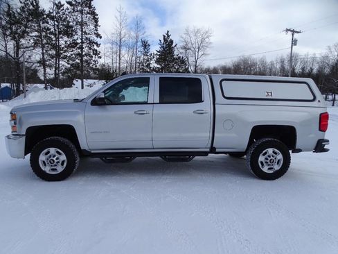 Used 2019 Chevrolet Silverado 2500 LT image 5
