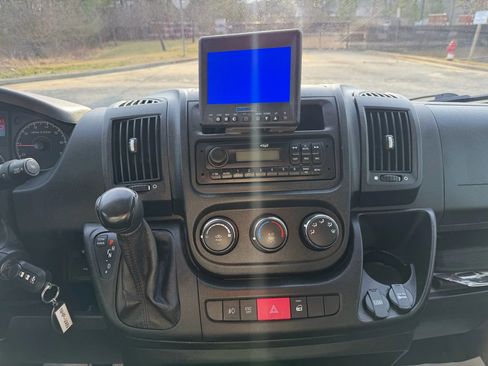 Used 2017 RAM ProMaster 1500 w/ Premium Appearance Group image 16