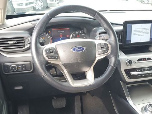 Used 2023 Ford Explorer XLT w/ Equipment Group 202A image 11