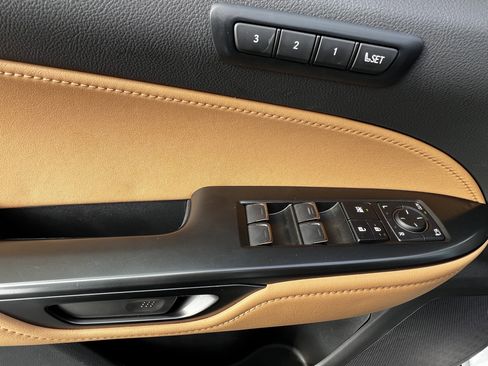 Used 2025 Lexus NX 250 FWD w/ Premium Package image 14