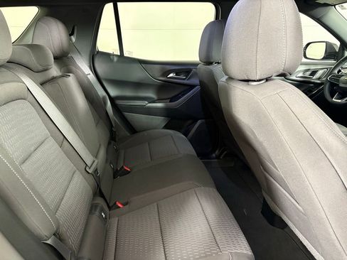 Used 2026 Chevrolet Equinox LT FWD image 21