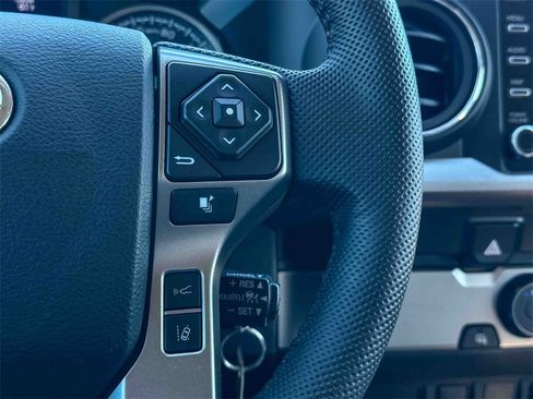 Used 2022 Toyota Tacoma SR5 image 27