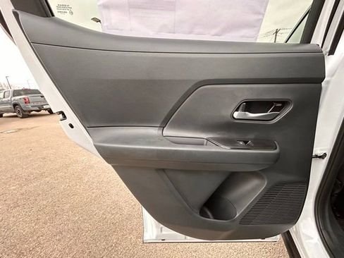 New 2026 Nissan Kicks SV w/ SV Premium Package image 37