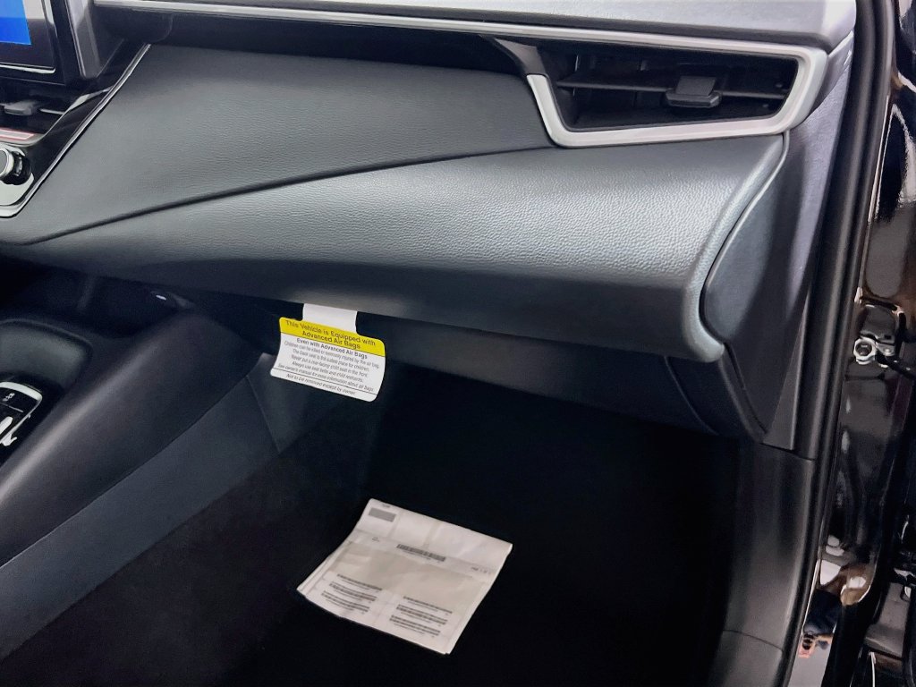 New 2026 Toyota Corolla LE FWD image 32