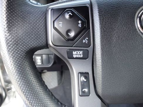 Certified 2023 Toyota Tacoma TRD Off-Road image 20