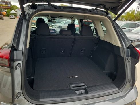 Certified 2026 Nissan Rogue SV image 13