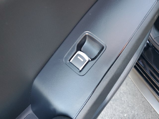 Used 2023 Honda Civic Sport image 16