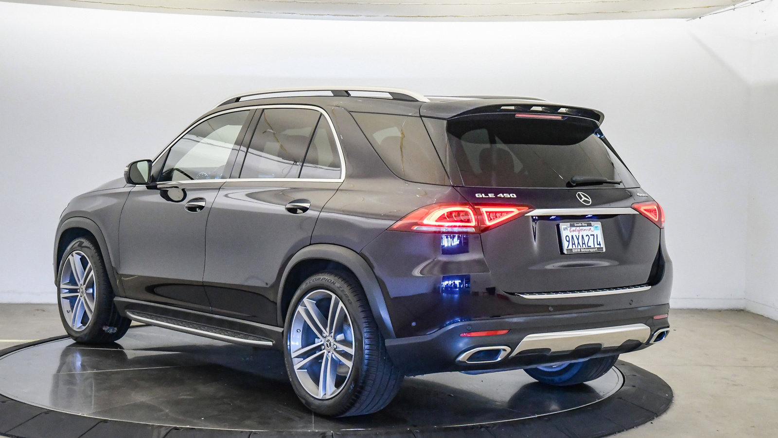 Used 2022 Mercedes-Benz GLE 450 4MATIC image 2