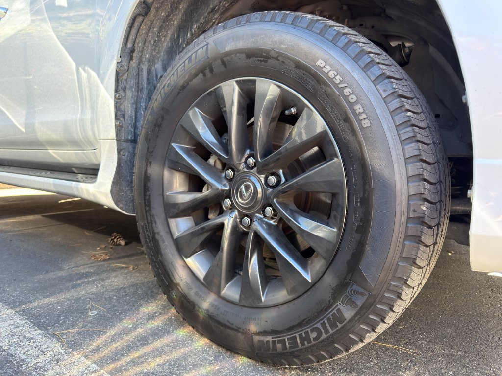 Used 2021 Lexus GX 460 Premium w/ Premium Package AWD/4WD image 5