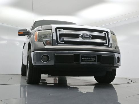 Used 2013 Ford F150 XLT w/ Mid Equipment Group image 42