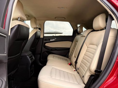 Used 2021 Ford Edge SEL w/ Convenience Package FWD image 19