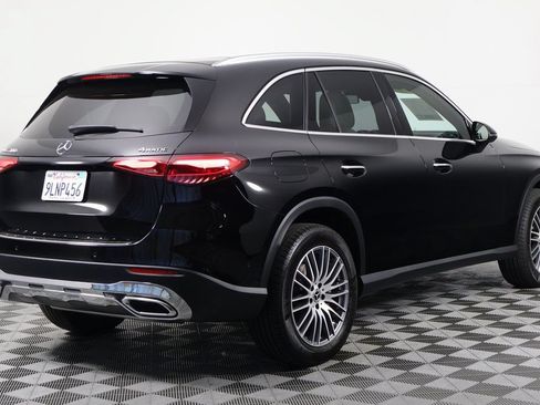 Used 2024 Mercedes-Benz GLC 300 4MATIC image 4