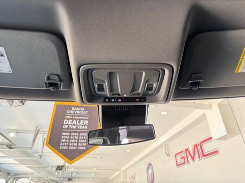 Certified 2022 Chevrolet Silverado 1500 RST AWD/4WD image 29