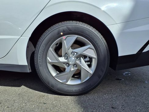 New 2026 Hyundai Sonata SE FWD image 7