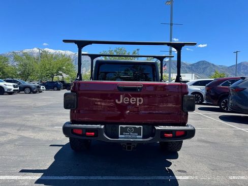 Used 2021 Jeep Gladiator Rubicon AWD/4WD image 5