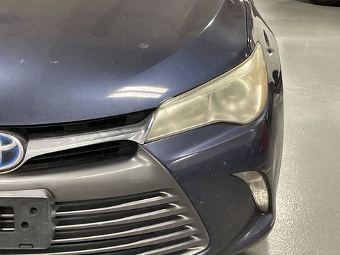 Used 2015 Toyota Camry LE FWD image 5