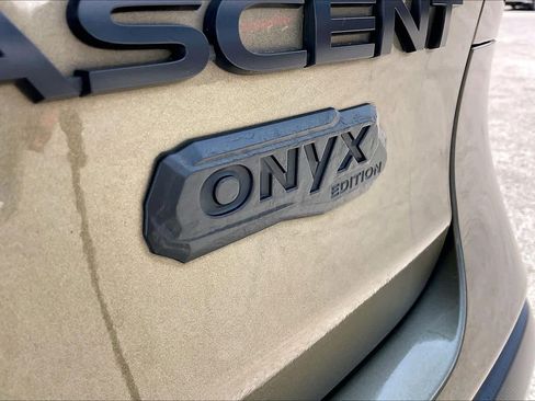 Used 2023 Subaru Ascent Onyx Edition Limited AWD/4WD image 10