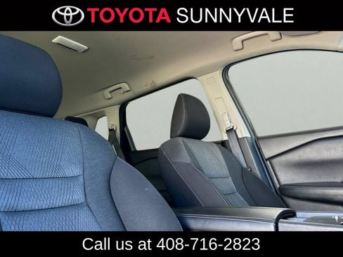 Used 2025 Nissan Rogue SV FWD image 21