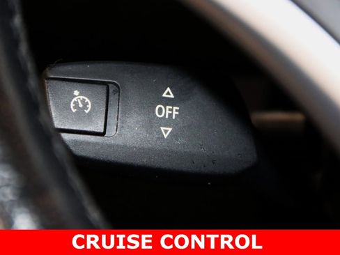 Used 2012 BMW 135i Convertible image 17