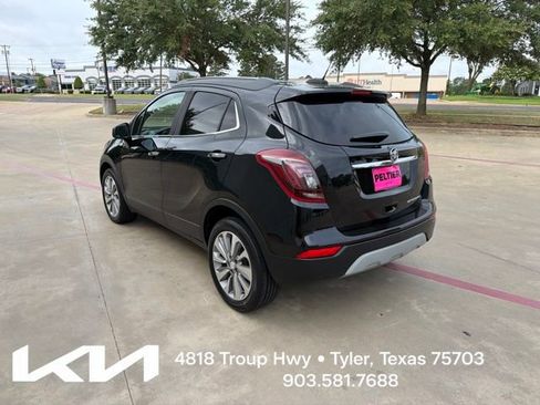Used 2020 Buick Encore Preferred w/ Safety Package FWD image 8