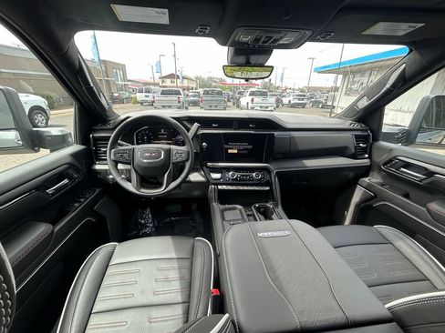 New 2026 GMC Sierra 2500 AT4X AWD/4WD image 14