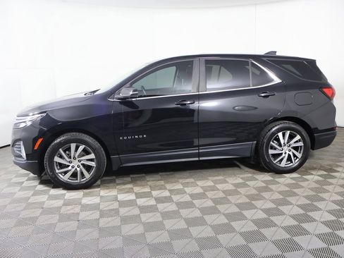 Used 2022 Chevrolet Equinox LT image 17
